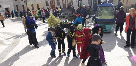 OTROCI POPESTRILI TORKOVO PUSTNO DOGAJANJE 10