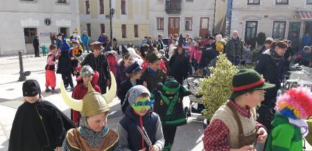 OTROCI POPESTRILI TORKOVO PUSTNO DOGAJANJE 15