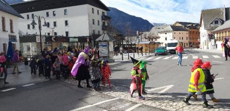 OTROCI POPESTRILI TORKOVO PUSTNO DOGAJANJE 18