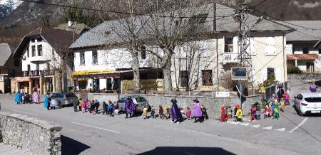 OTROCI POPESTRILI TORKOVO PUSTNO DOGAJANJE 19