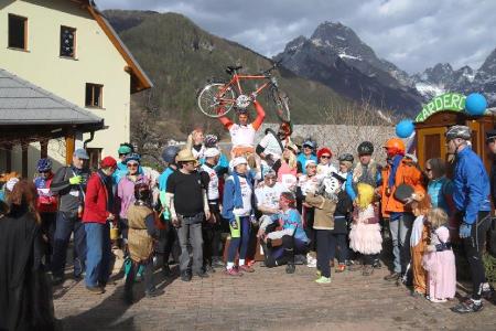 OTROCI POPESTRILI TORKOVO PUSTNO DOGAJANJE 21