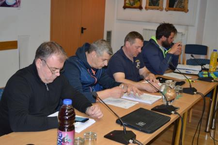 ZAKLJUČENA 4. REDNA SEJA OBČINSKEGA SVETA OBČINE BOVEC 1