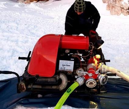 NA SMUČIŠČU KANIN DELNO ZASNEŽEVANJE 3