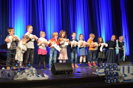 ŽUPANOV NOVOLETNI SPREJEM 1