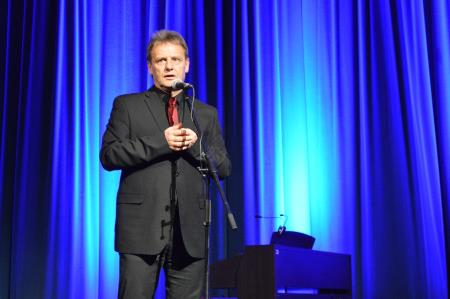 ŽUPANOV NOVOLETNI SPREJEM 16