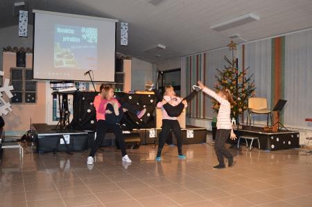 NOVOLETNA PRIREDITEV V VDC TOLMIN 21