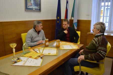 TUDI MED ČEBELARJI IMAMO DRŽAVNEGA PRVAKA 8