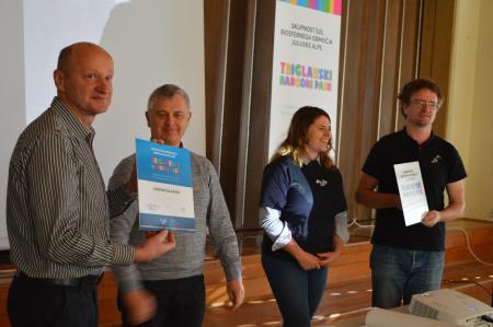 OSNOVNA ŠOLA BOVEC PREJELA CERTIFIKAT BIOSFERNEGA OBMOČJA JULIJSKE ALPE 13