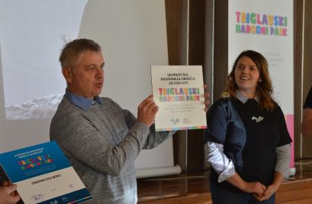 OSNOVNA ŠOLA BOVEC PREJELA CERTIFIKAT BIOSFERNEGA OBMOČJA JULIJSKE ALPE 15