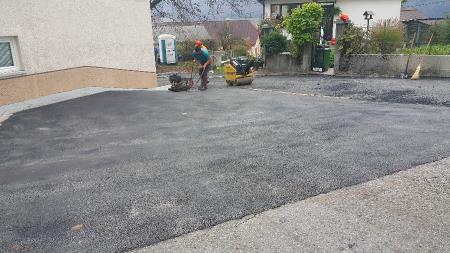 UREDITEV ULIC PRI POŠTI IN PROTI KLANCU 6