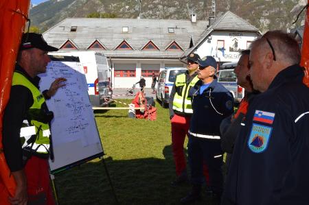 MEDNARODNA JAMARSKA VAJA »SKALAR 2018« USPEŠNO ZAKLJUČENA 11