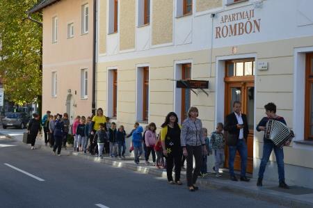 SPREHOD ZA SPOMIN 11