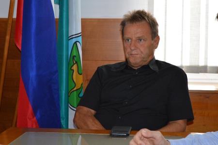 PREDSTAVNIKI SD OBISKALI BOVŠKEGA ŽUPANA 4