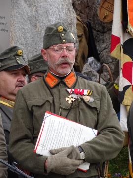 ODPRTJE SPOMENIKA PREVALA 18