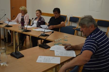 ZAKLJUČENA 29. REDNA SEJA OBČINSKEGA SVETA OBČINE BOVEC 4