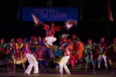 ZAKLJUČNI VEČER »FESTIVALA DEI CUORI« V ČENTI 13