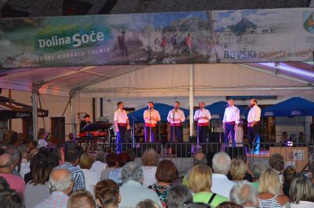 TUDI V AVGUSTU PESTRO DOGAJANJE NA BOVŠKEM TRGU 16