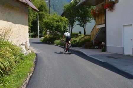 ZAKLJUČNA DELA NA CESTI ČEZSOČA-JABLANCA 14