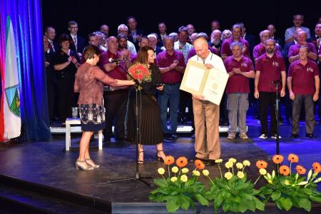 SLAVNOSTNA SEJA OS OBČINE BOVEC 23