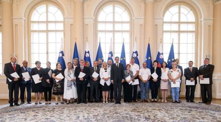 OBČINA BOVEC IN KS SOČA TRENTA PREJEMNICI LISTIN O ČASTNEM POKROVITELJSTVU 3