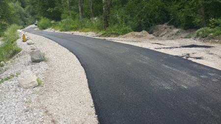 ASFALTIRANJE KLANČINE VSTOPNEGA MESTA SRPENICA 1 3