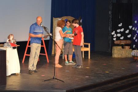 RASTOČA KNJIGA IN ZAKLUČEK ŠOLSKEGA LETA 16
