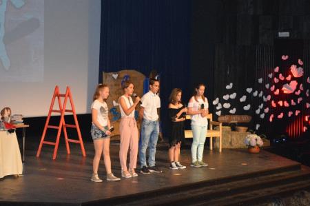 RASTOČA KNJIGA IN ZAKLUČEK ŠOLSKEGA LETA 29