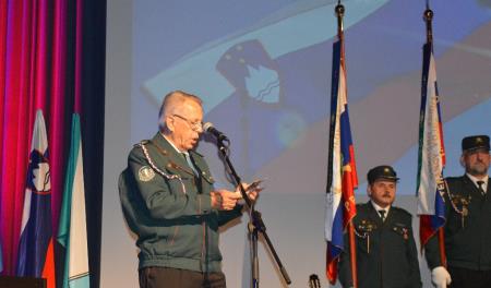 OSREDNJA PRIREDITEV OB DNEVU DRŽAVNOSTI 11