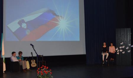 OSREDNJA PRIREDITEV OB DNEVU DRŽAVNOSTI 18