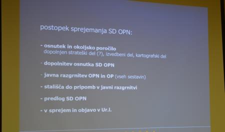 JAVNA PREDSTAVITEV POSTOPKA SPREMEMBE OPN OBČINE BOVEC 14