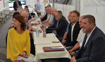 SREČANJE GOSPODARSTVENIKOV NA MOSTU NA SOČI 10