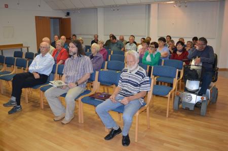 PREDSTAVITEV ZBORNIKA »KJE JE MOJ DOM« 1