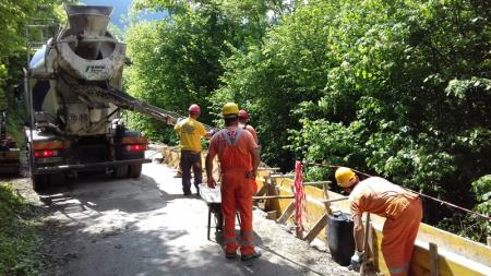 DELA NA CESTI ČEZSOČA-JABLANCA 3