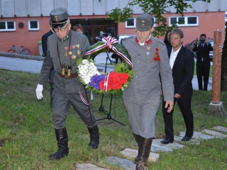 ODKRILI SPOMINSKO OBELEŽJE VSEM TRPEČIM Z BOVŠKEGA V 1. SVETOVNI VOJNI 28