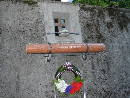 ODKRILI SPOMINSKO OBELEŽJE VSEM TRPEČIM Z BOVŠKEGA V 1. SVETOVNI VOJNI 35