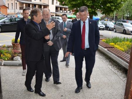 PODPIS POGODBE ZA DODELITEV NEPOVRATNIH EVROPSKIH KOHEZIJSKIH SREDSTEV 1