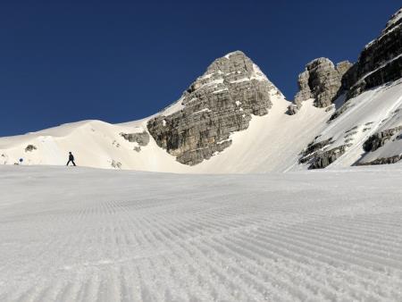 ELAN NA KANINU IN KRITERIJ ZADNJEGA SNEGA 9