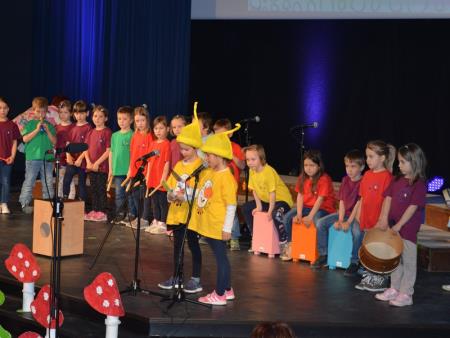 FESTIVAL OTROŠKIH PESMI IN PLESOV 24