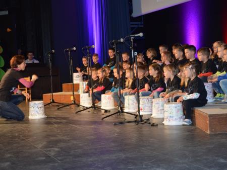 FESTIVAL OTROŠKIH PESMI IN PLESOV 55