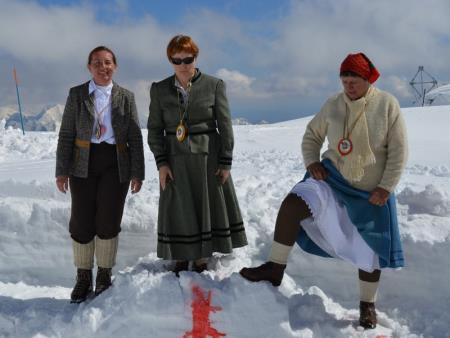 23. EMAVS NA KANINU 17