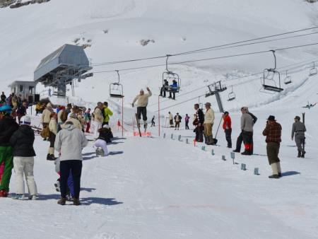 23. EMAVS NA KANINU 24