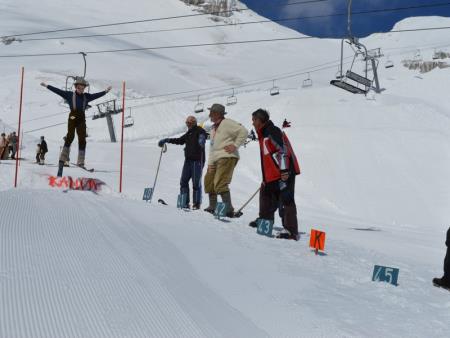 23. EMAVS NA KANINU 30