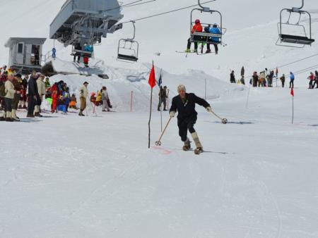 23. EMAVS NA KANINU 37