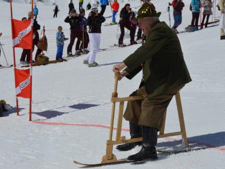 23. EMAVS NA KANINU 50