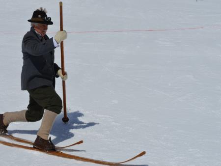 23. EMAVS NA KANINU 60