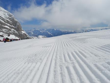 23. EMAVS NA KANINU 73