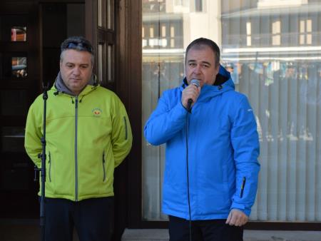 23. EMAVS NA KANINU 75