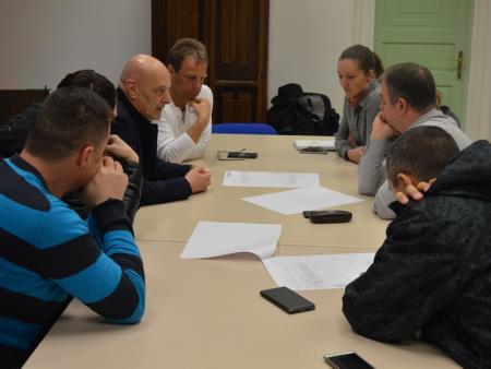 POSVET O UREDITVI LETALIŠČA BOVEC 1