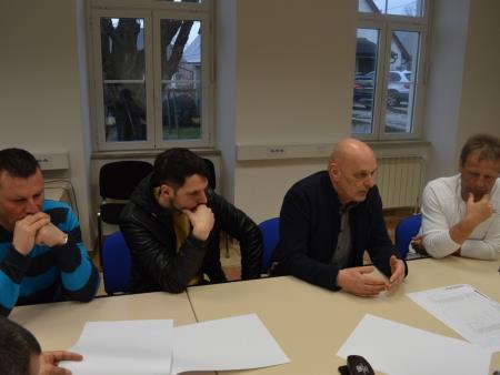 POSVET O UREDITVI LETALIŠČA BOVEC 2