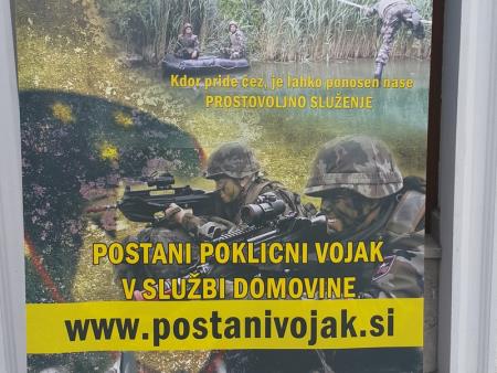 PREDSTAVITEV VOJAŠKEGA POKLICA 9